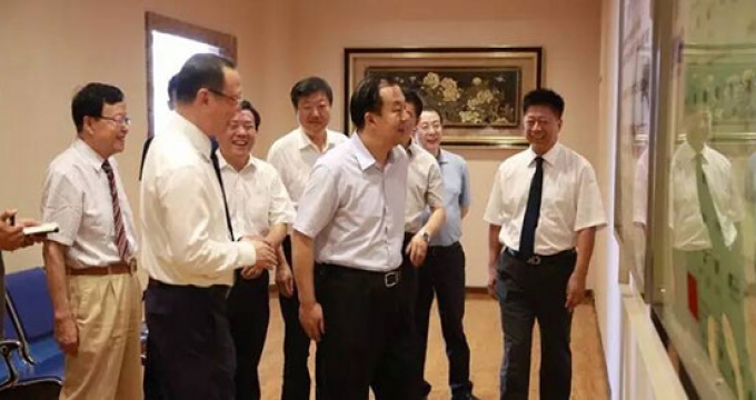 陆昊省长一行莅临盛德健康体检中心调研指导工作
